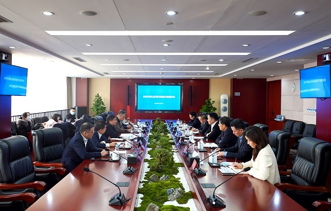 余红辉会见杭州市委常委、萧山区委书记王敏