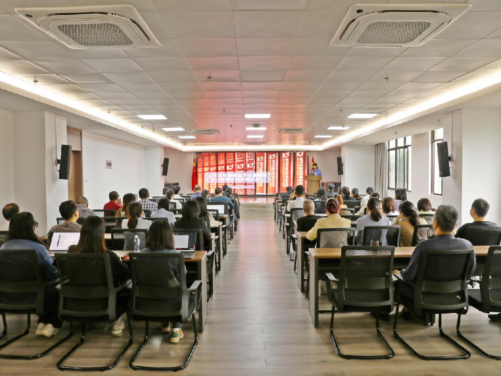 9159金莎游艺场林业组织开展上市公司规范运作专题培训讲座